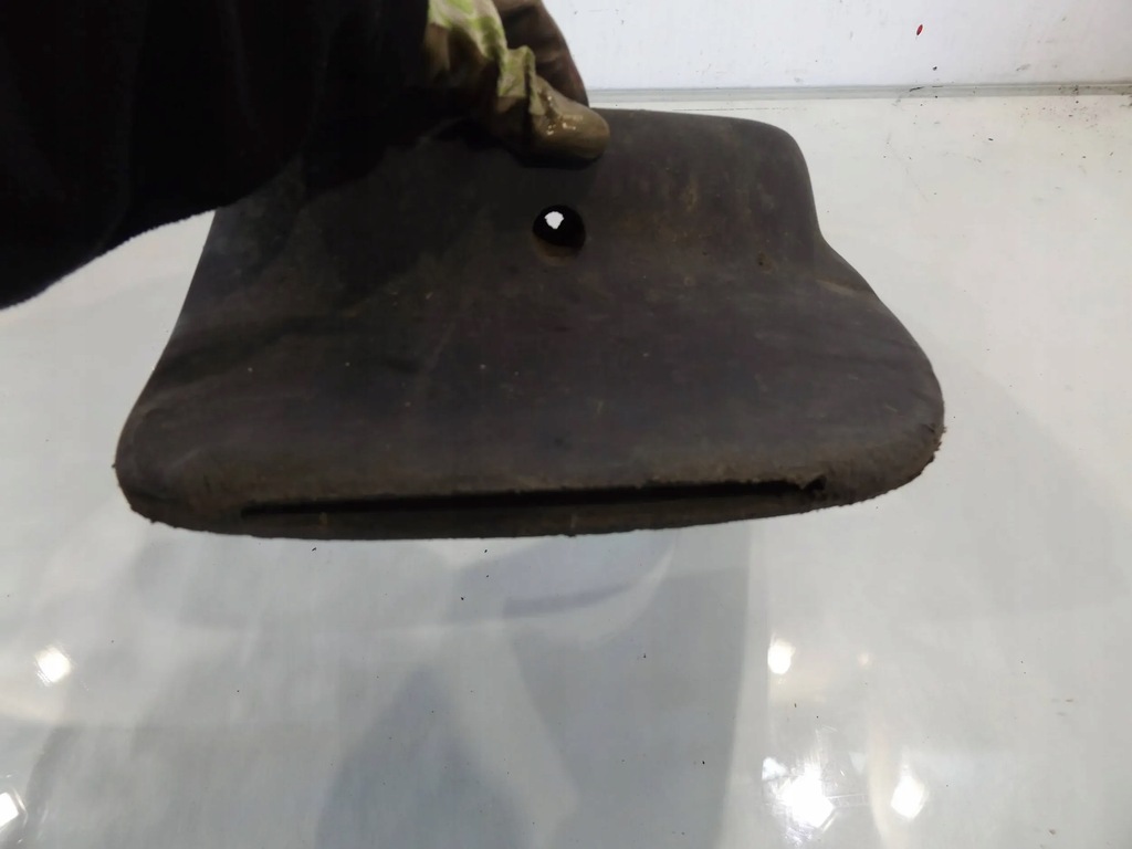 фото №2, Berlingo i lift брызговик правый задняя