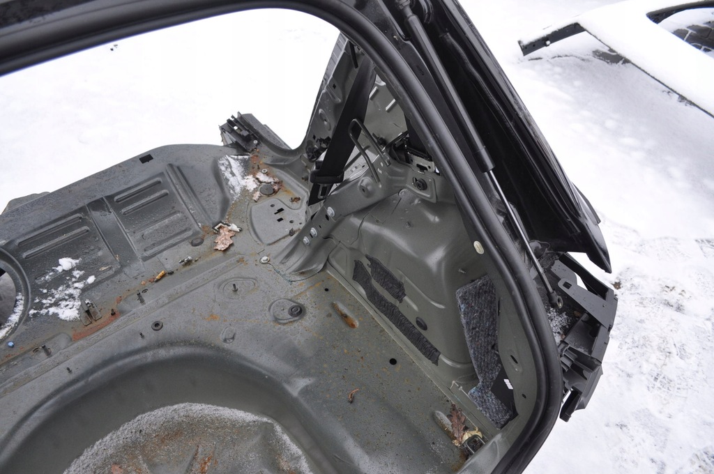 фото №12, Opel corsa f pas задняя задний поддон