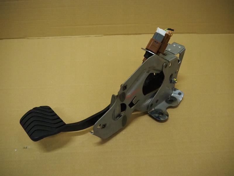 фото №1, Педаль тормоза автоматическая коробка передач renault koleos ii