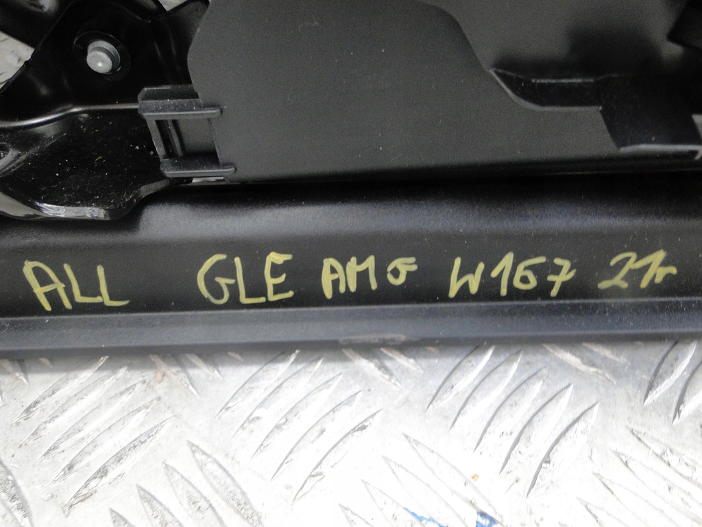 фото №10, Сиденья кожа mercedes gle w167 2021 amg