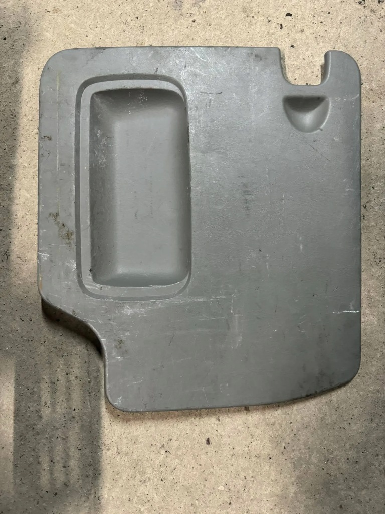 фото №1, Обшивка дверь правый задняя renault trafic 7700313085