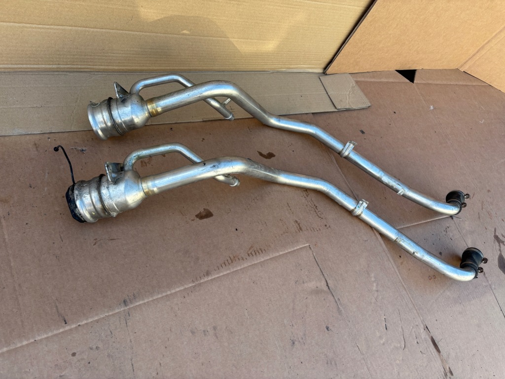 Alfa romeo stelvio труба заливної пального 2.0 tb 505439670 Ціна