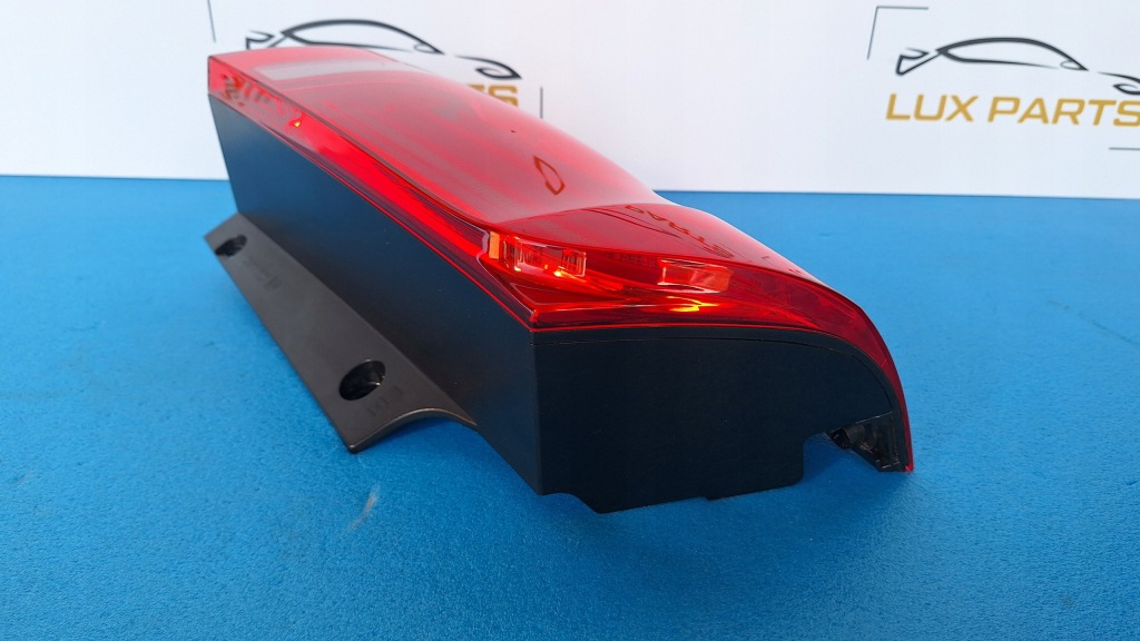 Mercedes vito v klasa w447 фара ліва задня led Київ