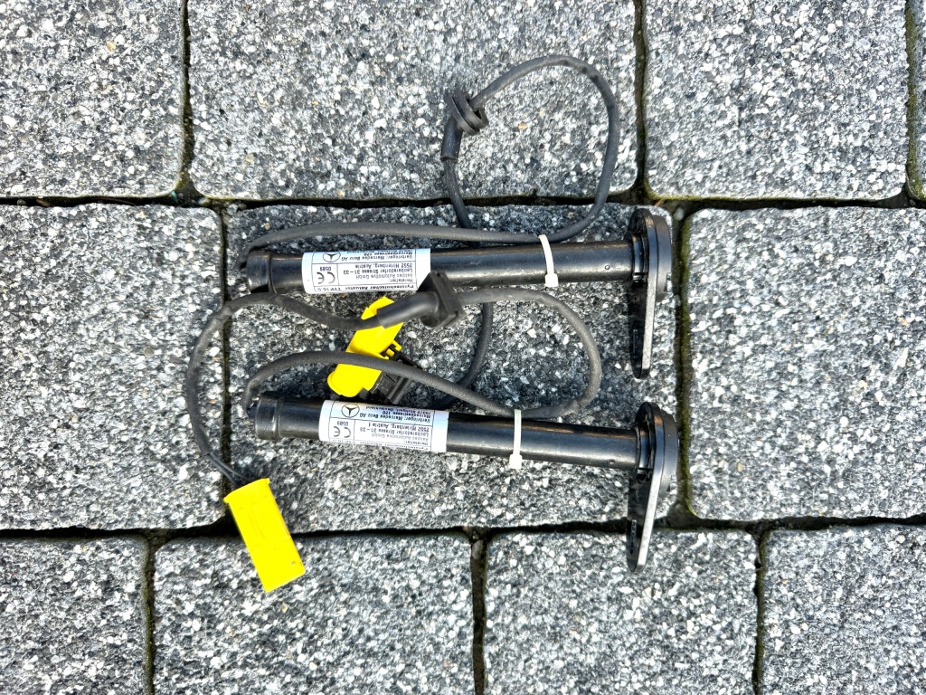 фото №1, Патрони капот mercedes glc 253 lift