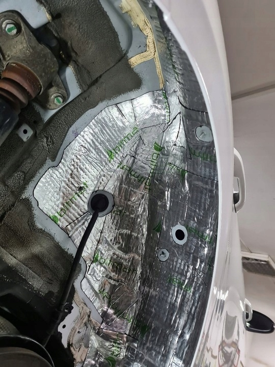 Мат шумоизоляционная бутиловая алюминий легкая 1m² 2mm глушащая вибрации Цена