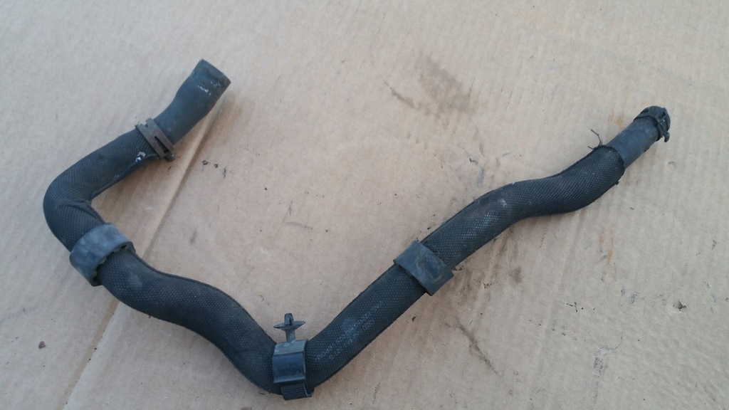 фото №1, Audi s4 a4 b8 3.0 tfsi шланг труба wąż wody