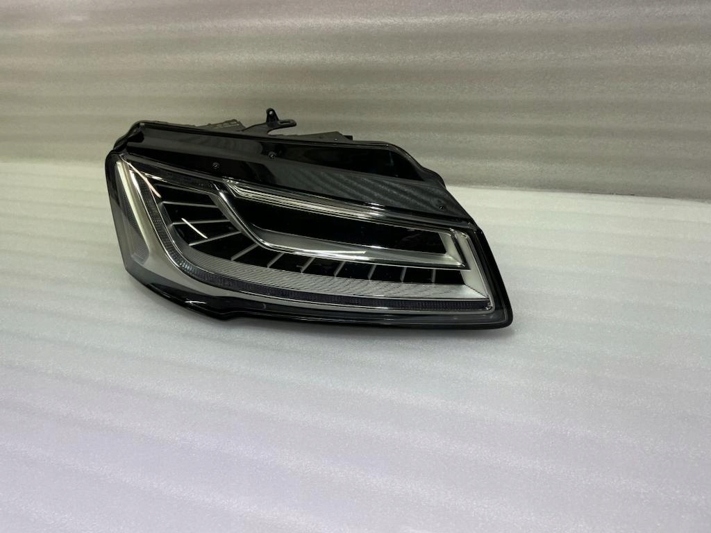 Audi a8 d4 рестайлинг  matrix фара правый Доставка