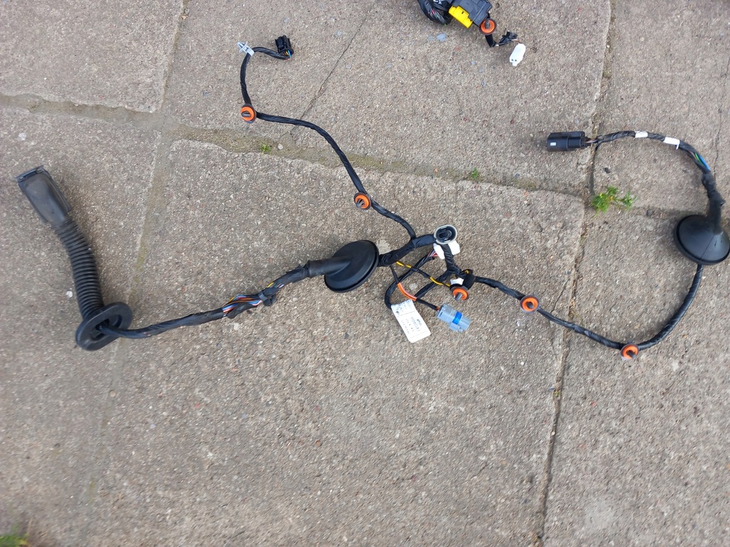 фото №1, 916101k370 джгут двері правий перед hyundai ix20