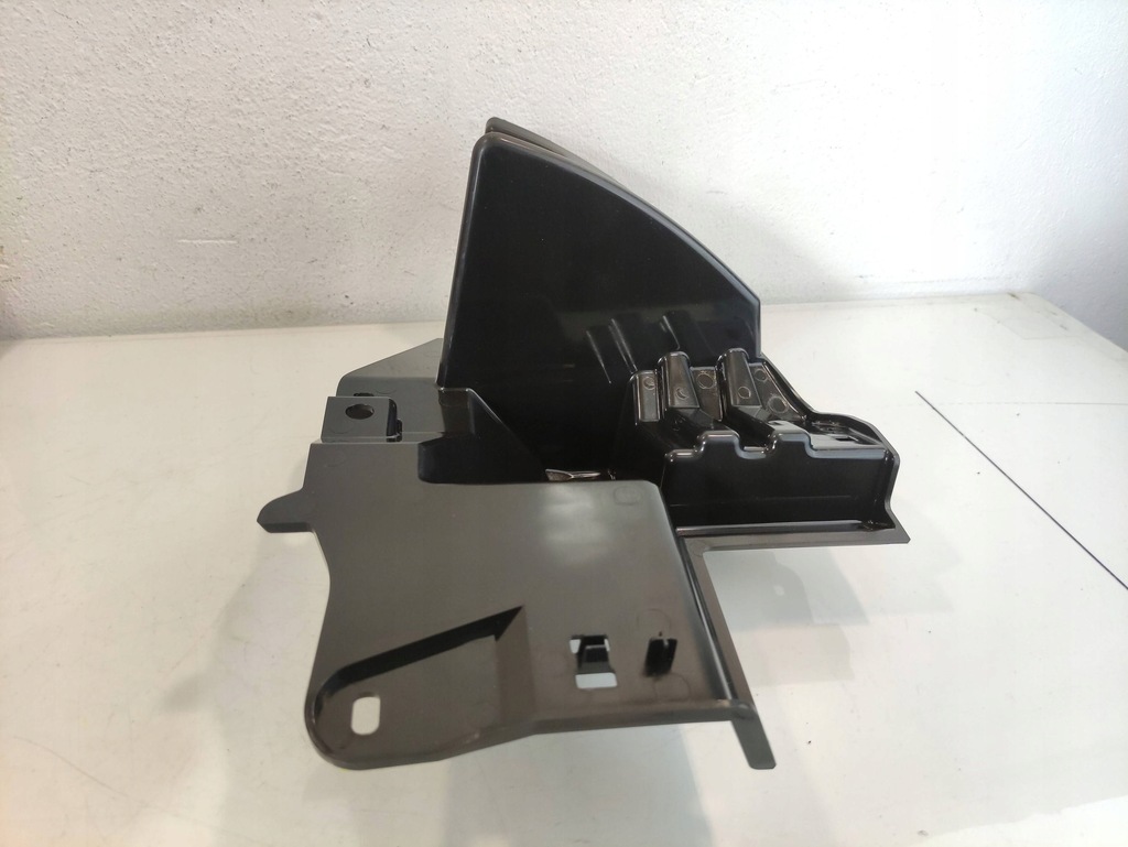 фото №7, Alfa romeo junior 24- направляющая бампера правый задняя 50572568