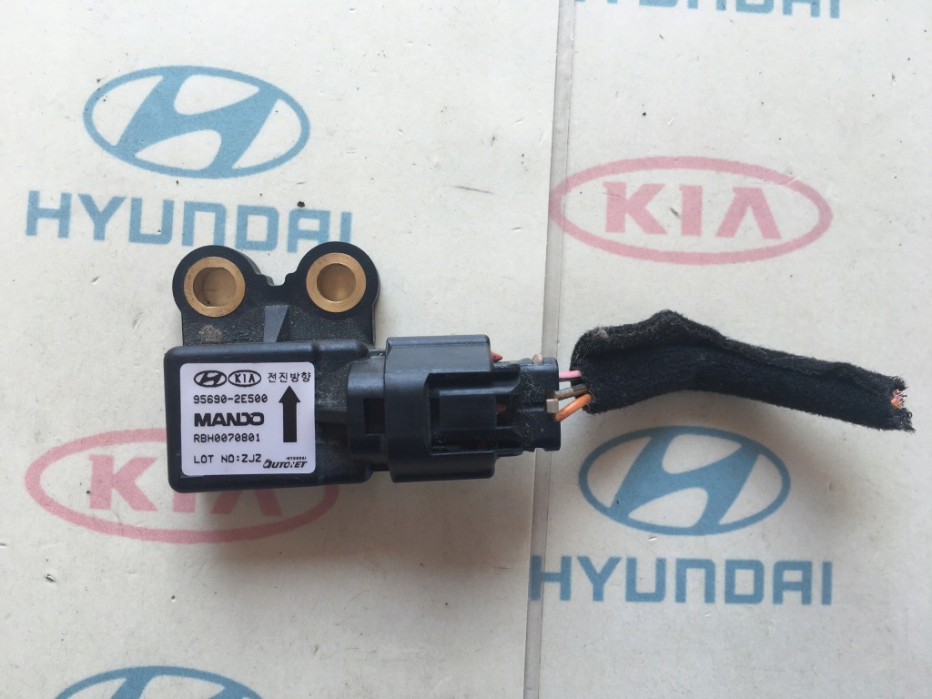 Купити Tucson sportage 95690-2e500 g-sensor датчик g esp