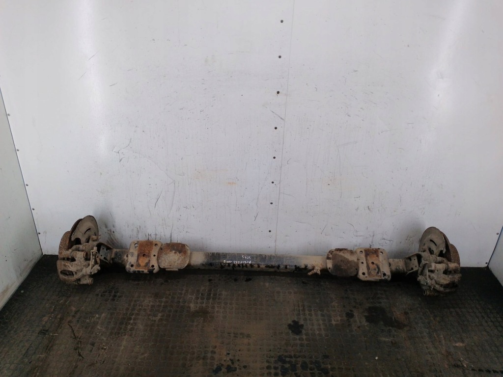 Купить Балка подвеска, oś задняя mercedes-benz mb 100 d 2.4 d