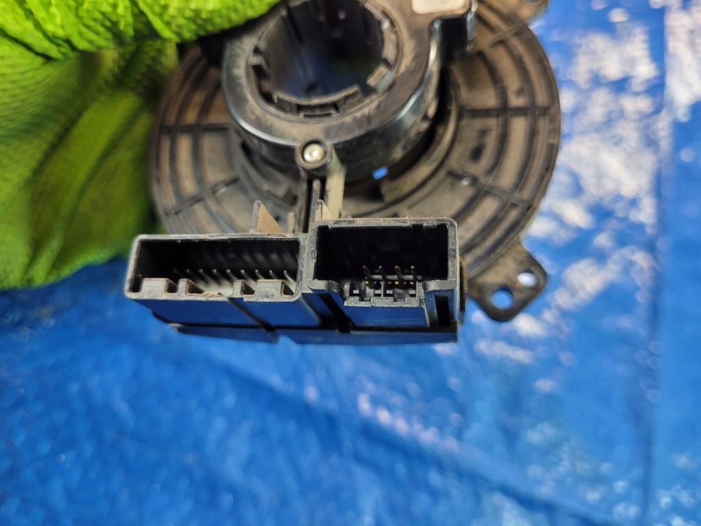 Opel-części | insignia a лента шлейф датчик поворота 22899138 рестайлинг  22899138 Киев