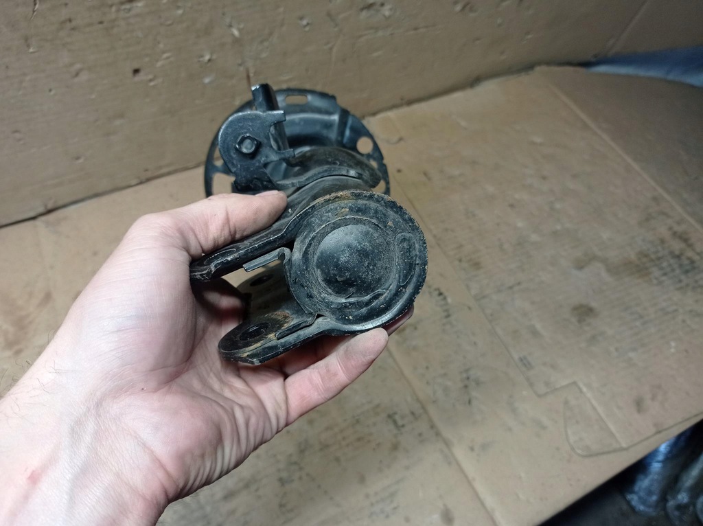 фото №7, Амортизатор правый перед ford focus 4 оригинал