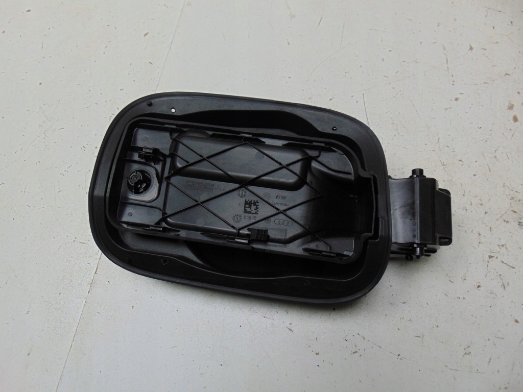 Крышка заливной топлива кронштейн audi a6 новый model 4p0809906 в Украине