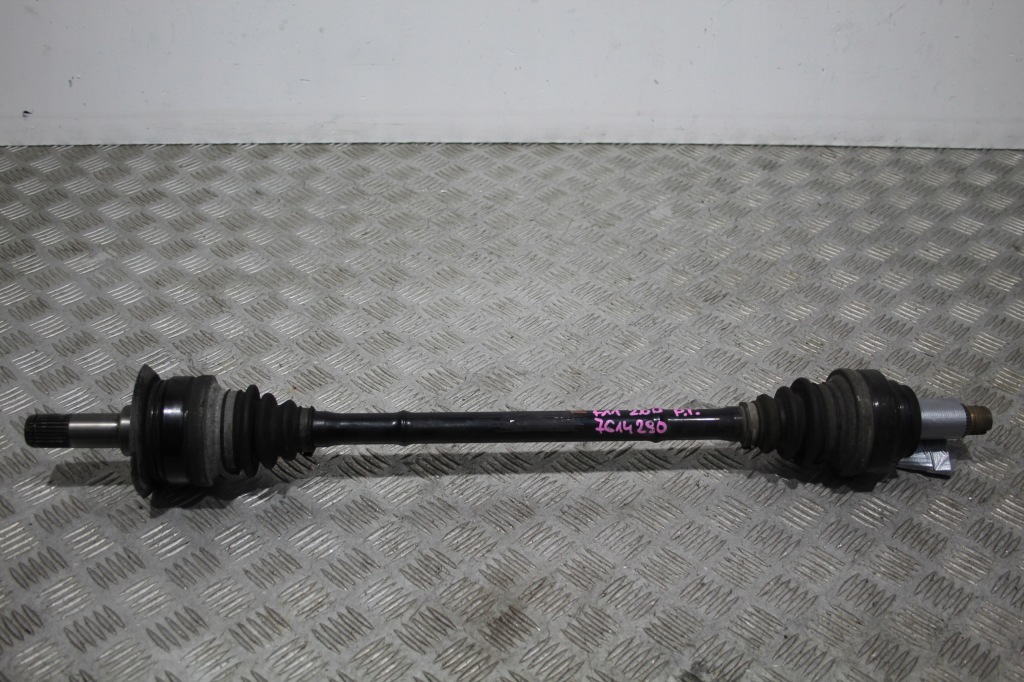 Купить Приводной вал правый  задняя bmw 5 f10 f11 7614290