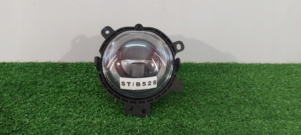 фото №1, Mini cooper clubman 19-22rok правый противотуманная фара led drl