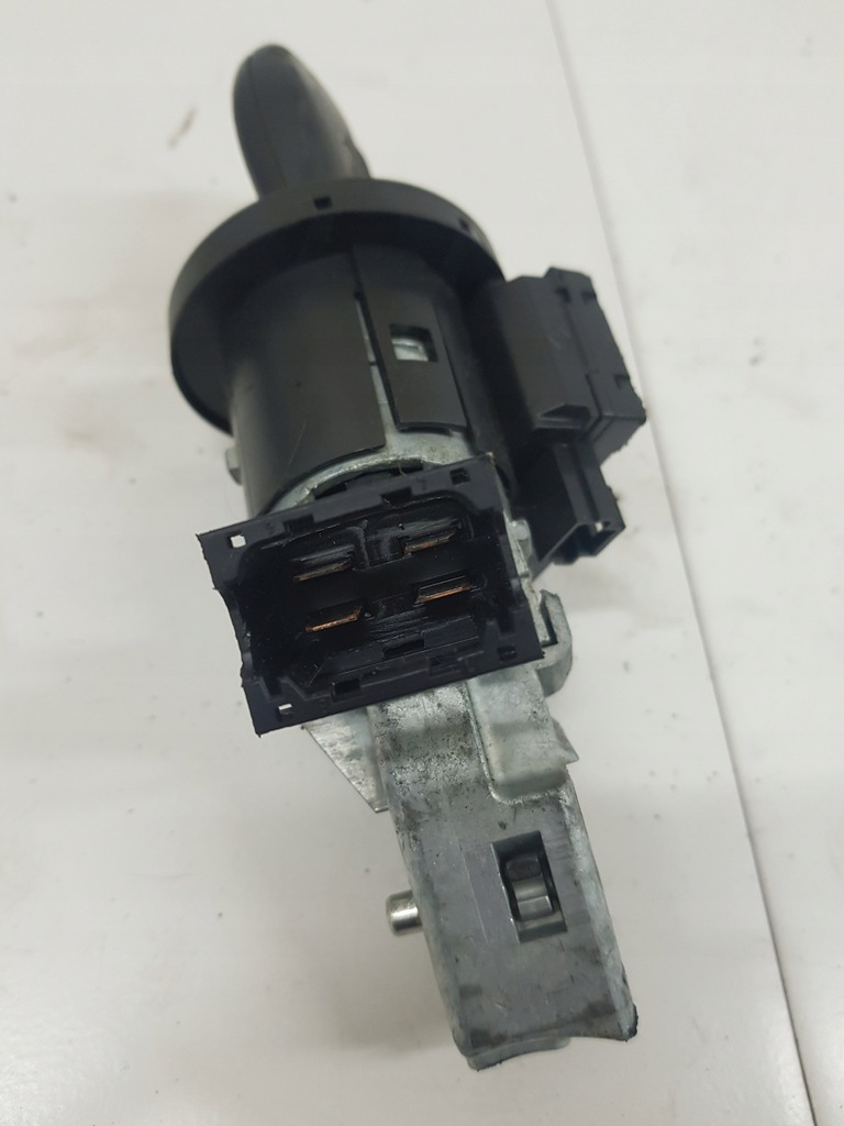 фото №1, Замок запалювання з ключ renault modus 8200214173c