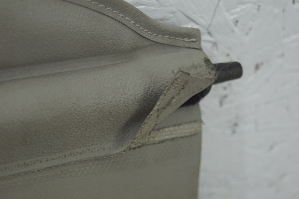 фото №6, Шторка багажника mercedes w211 kombi a2118600075