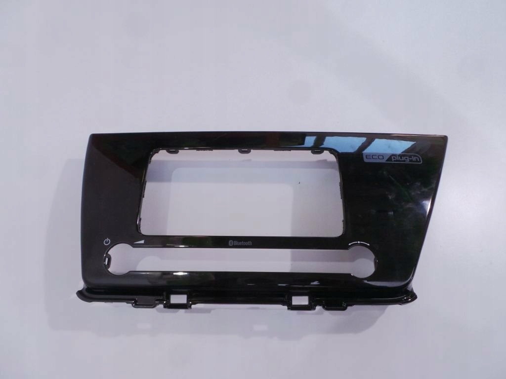 фото №1, Kia niro 18 plug-in рамка дисплея радио navi