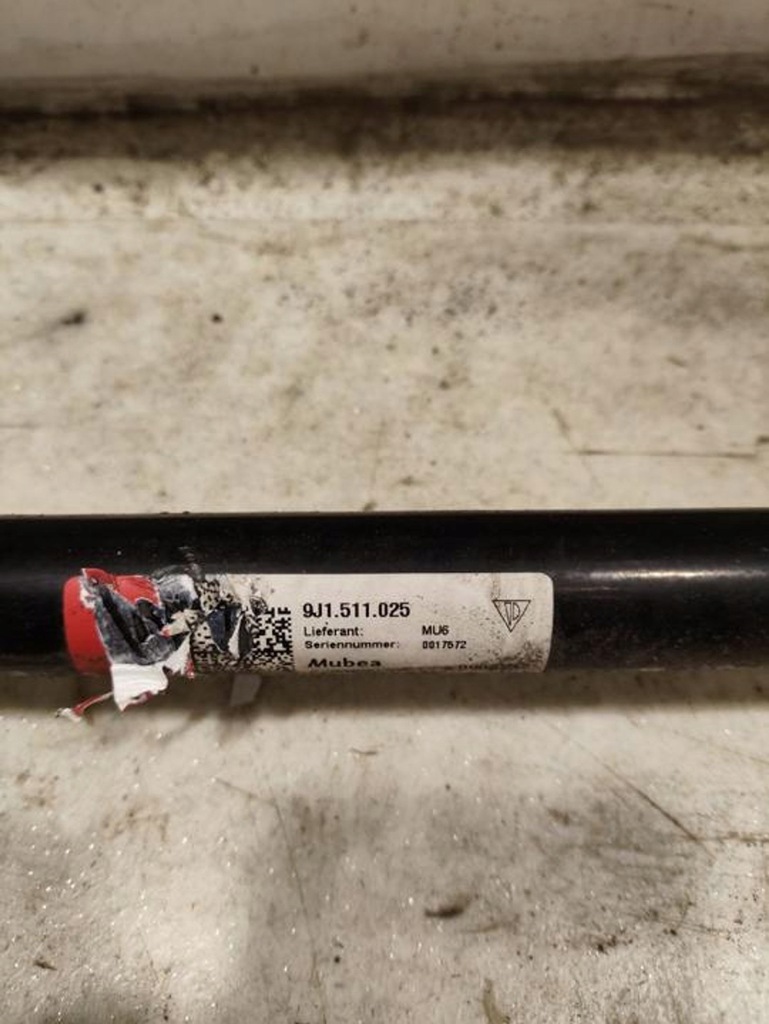 фото №10, Porsche taycan 9j1 2021 балка задні