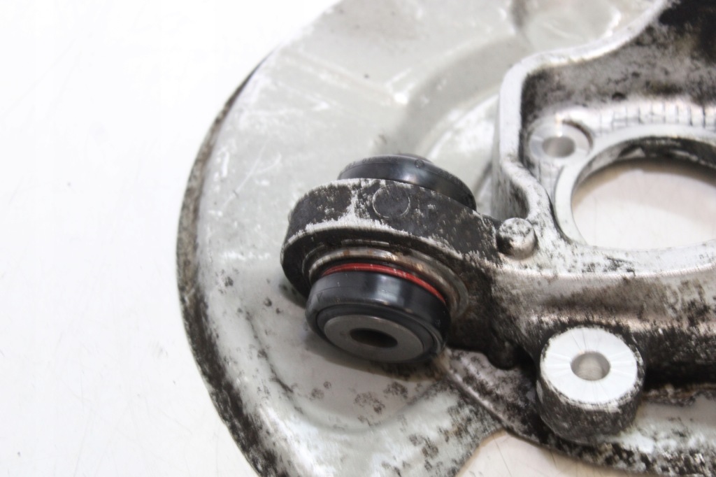 фото №5, Поворотный кулак ступица левый задняя bmw e63 e64 левая