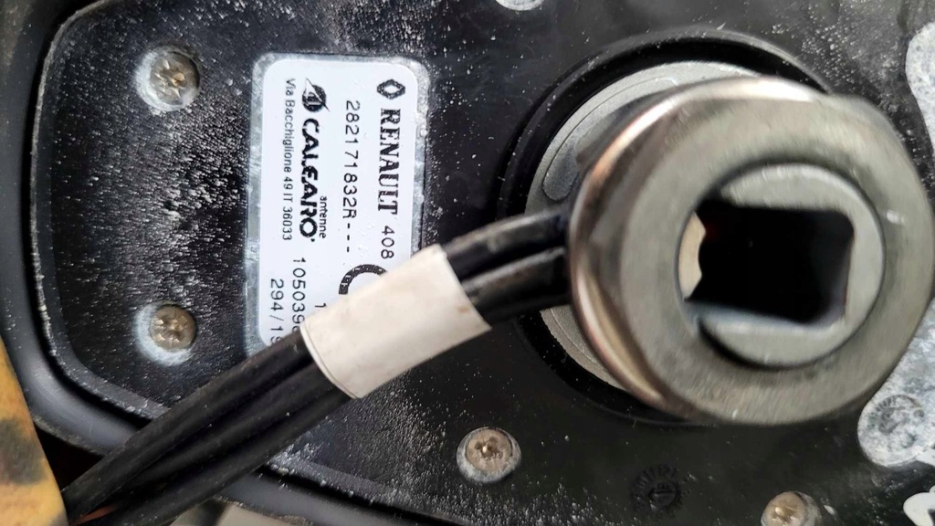 фото №2, Антенна gps renault captur ii 282171832r