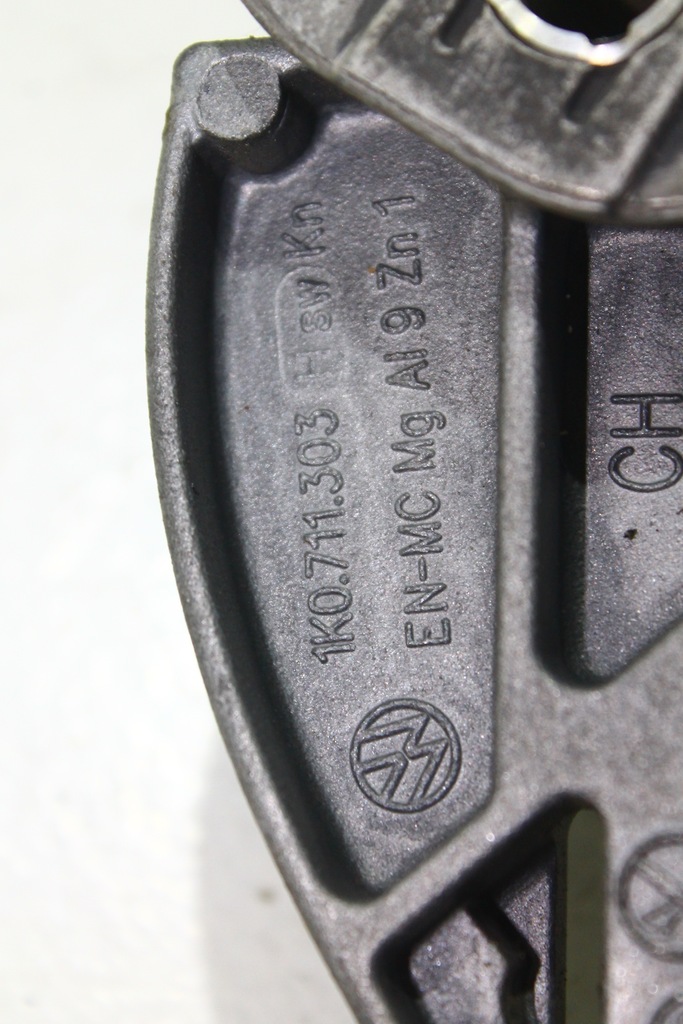 фото №3, Vw golf v plus рычаг тормоза ручного