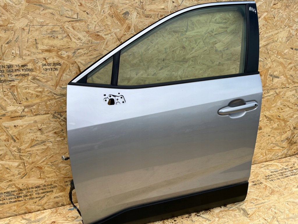 фото №3, Toyota rav4 v двері передні ліва лівий перед