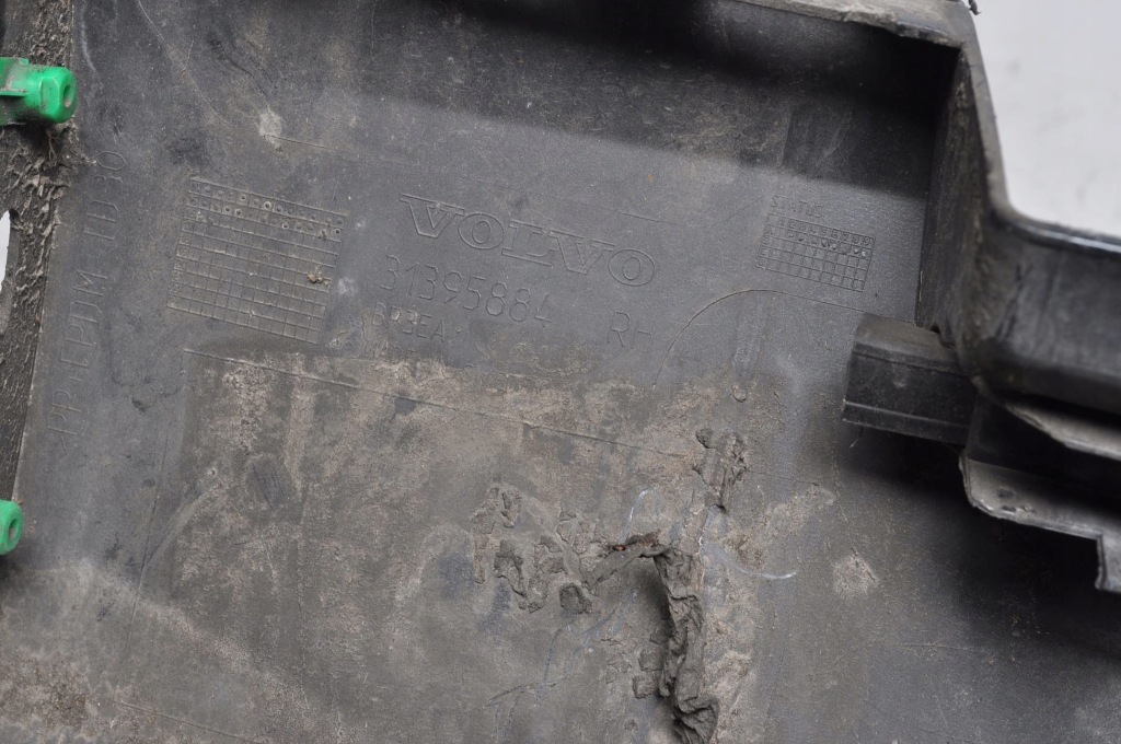 фото №15, Volvo xc90 ii накладка поріг права 31395884