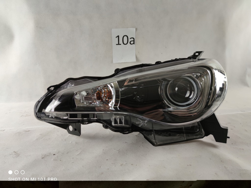 Купити Subaru brz ксенон фара ліва led комплектна