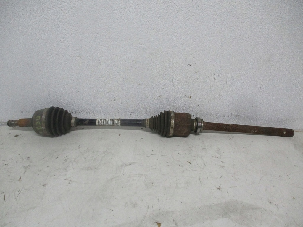 фото №1, Привідний вал перед передня права citroen ds7 9831666680