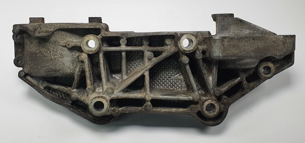 фото №3, Кронштейн кронштейн генератора renault espace iv 2.0 dci 8200527320