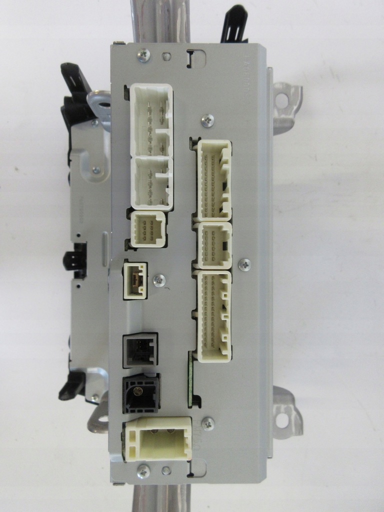 фото №2, Prius plus + lift радио 86140-47230