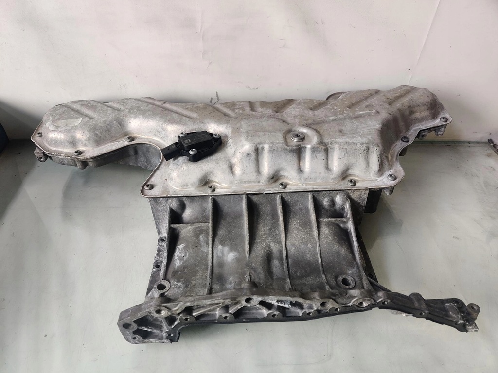 фото №8, Піддон масляна 079103805n cyc 4.0 v8 bentley continental gt s 2012-2018