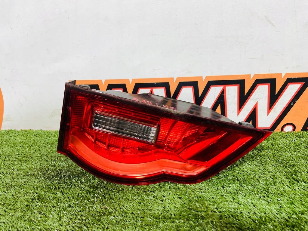 фото №13, Лампа кришки лівий задня jaguar f-pace x761 hk83-15k273-aa