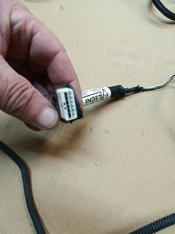 фото №12, Dacia duster ii джгут фаркоп 13 pin оригінальний номер 8201700132 оригінал