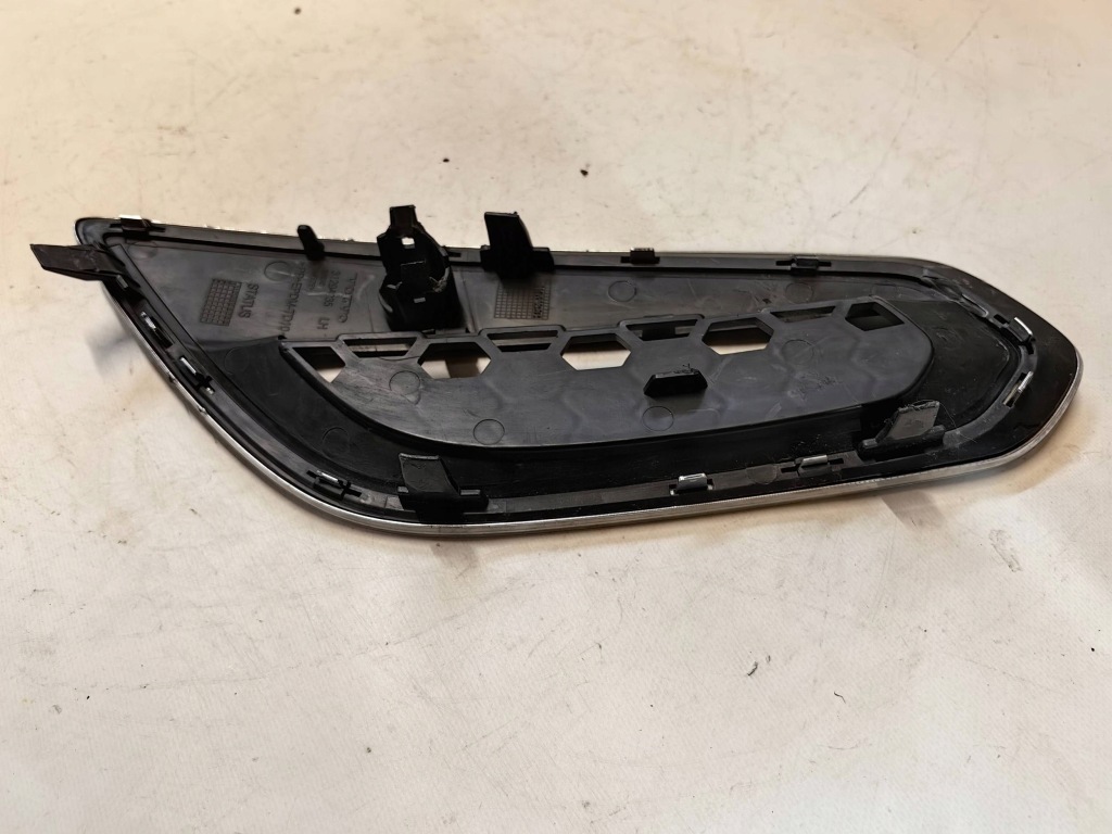 фото №6, Volvo s60 ii - решётка бампера левая polecam