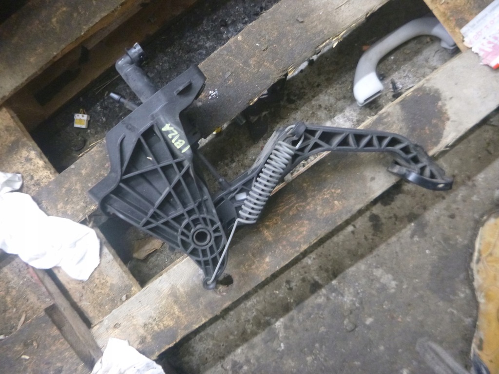 фото №1, Педаль помпа зчеплення seat ibiza iv 6r0721117b