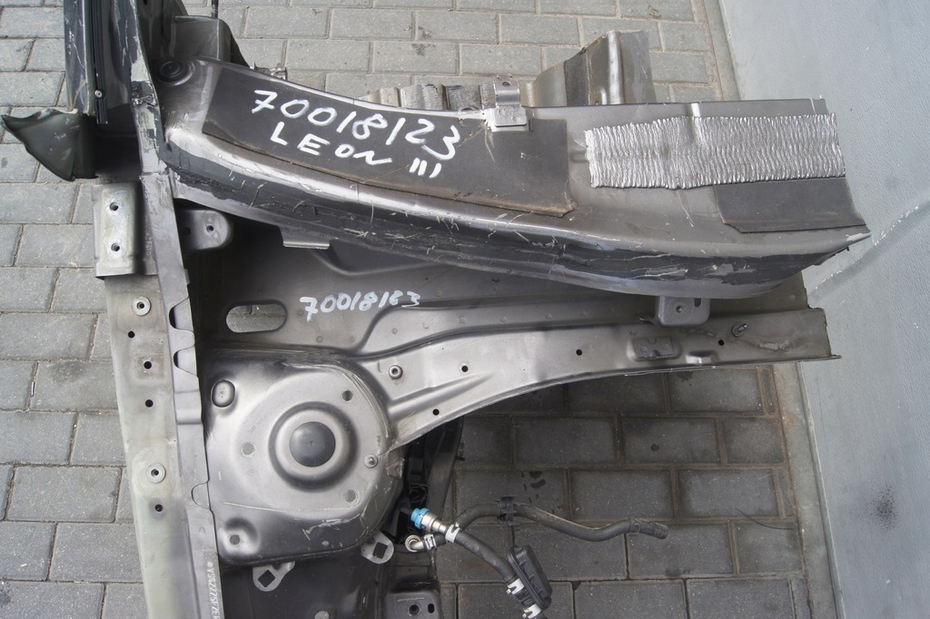 фото №3, Чверть правий перед leon iii 5f