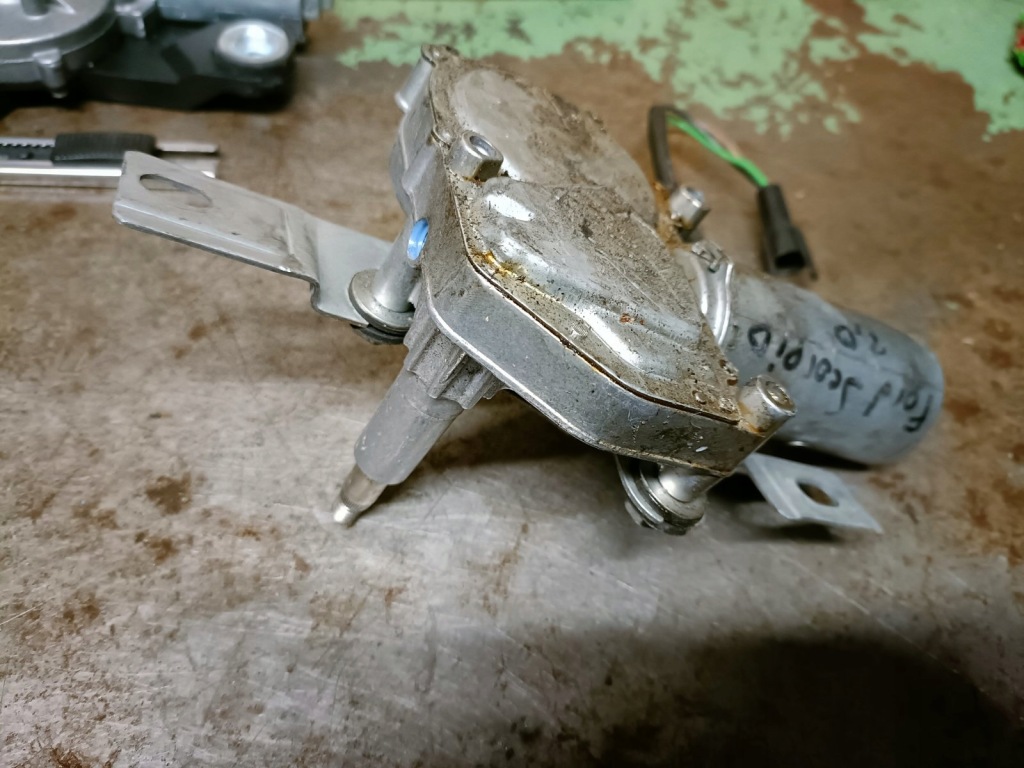 фото №5, Scorpio 94r моторчик дворник задняя 0390201502