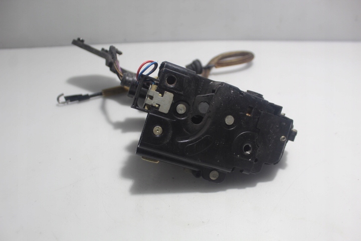 фото №3, Замок правый задняя дверь seat toledo ii