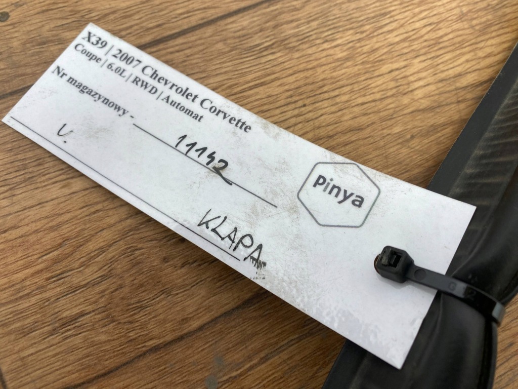 Прокладка кришки багажника chevrolet corvette c6 2005+ Оригінал