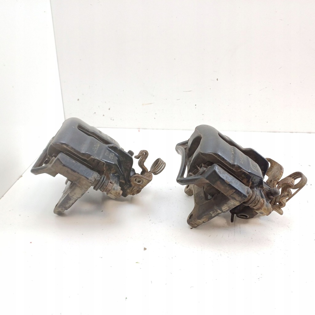 2007 audi a4 s4 b7 8e 8h набір гальмівний 8e0615312c Доставка