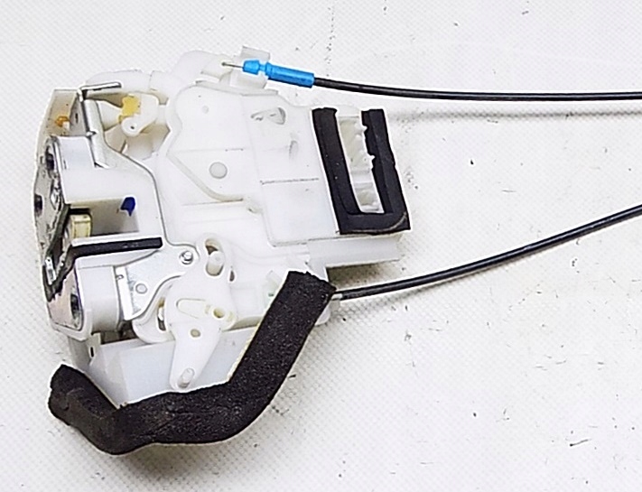 фото №1, Замок правый задняя 2контакты subaru impreza iii gh 07-13