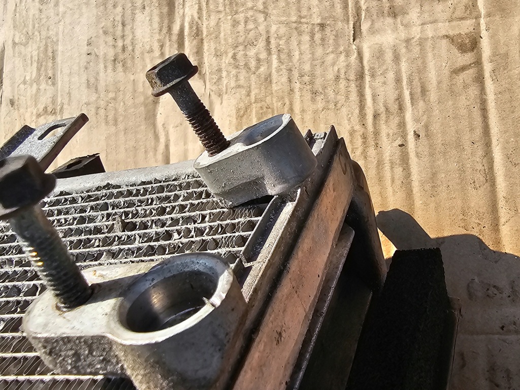 Купить Toyota venza 09-16 радиатор вентиляторы 2.7b 422750-7741 америка