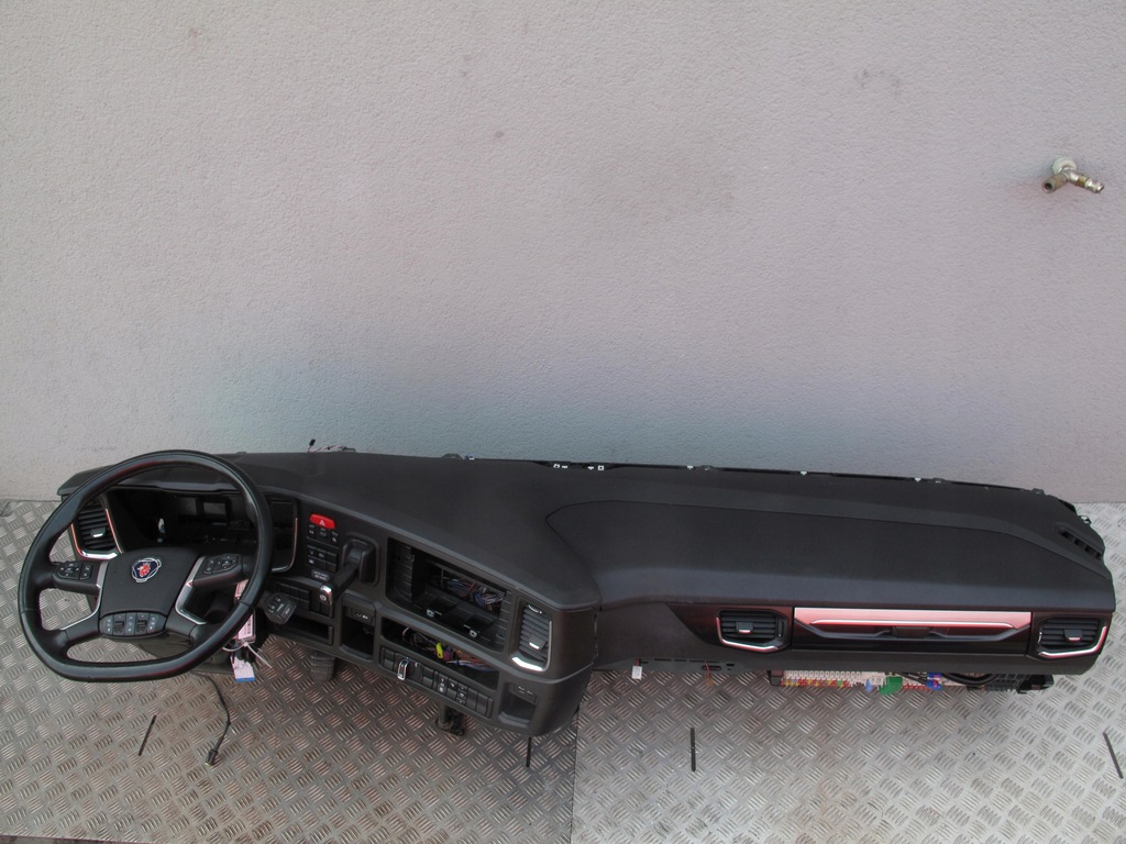 фото №11, Панель приладів головний панель приладів приладова scania r s