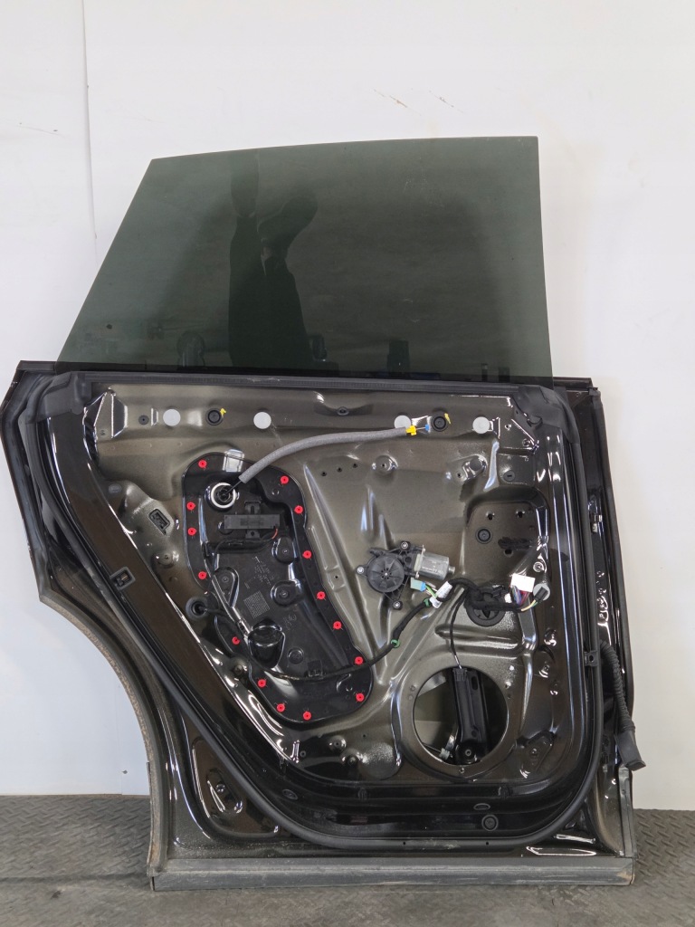 Audi q8 sq8 rsq8 4m двері ліва задній ліва задні ly9t y9t Київ