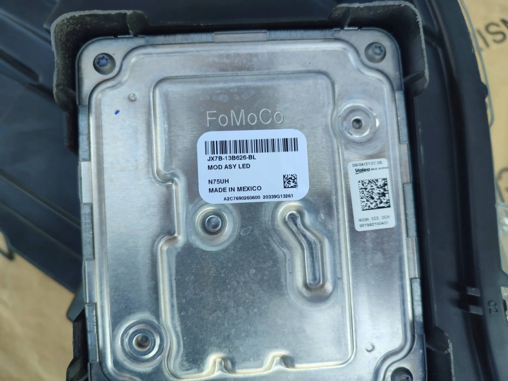 Фара фара правий перед ford kuga 3 mk3 2021 full led Зі Шроту