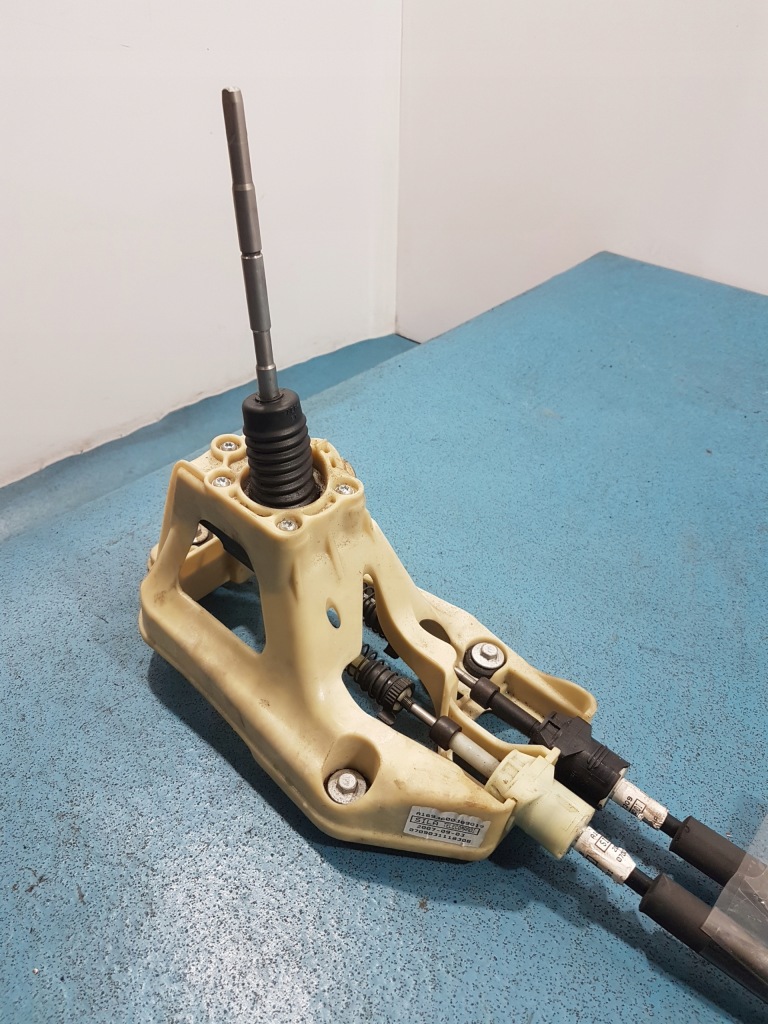 фото №5, Mercedes w169 домкрат переключения передач