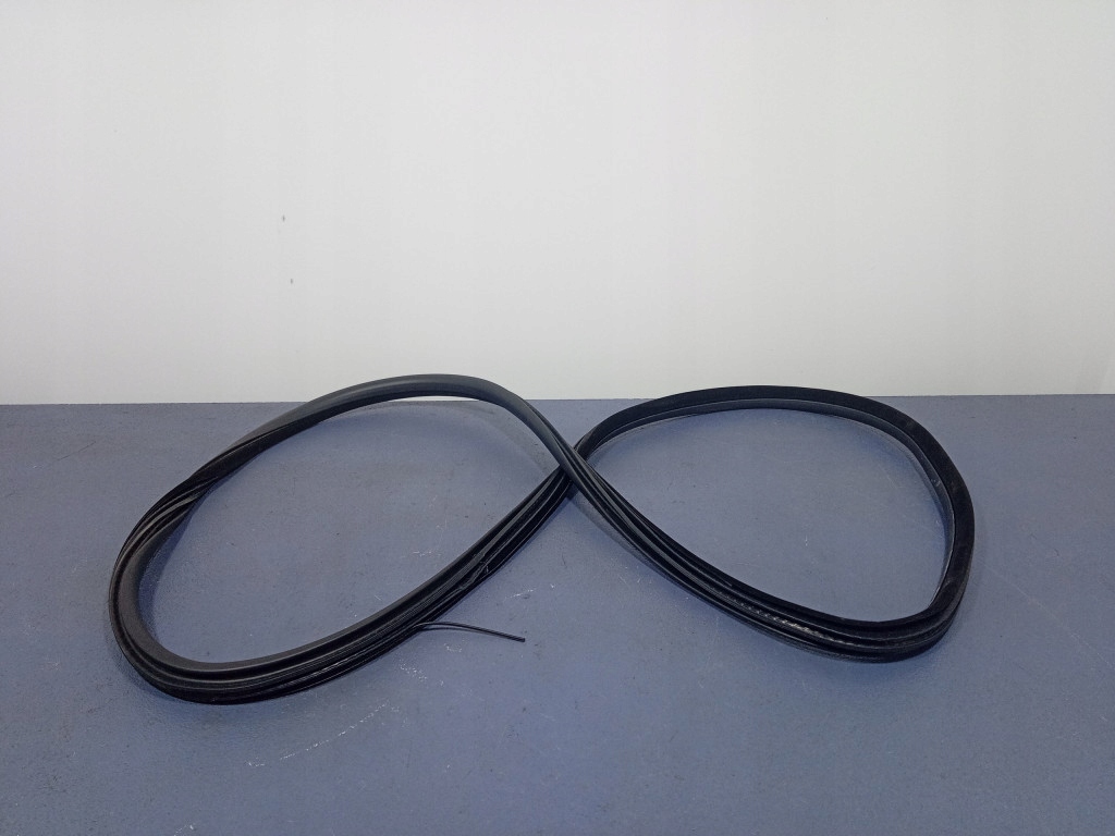 фото №1, Peugeot 508 i lift прокладка дверь правый перед